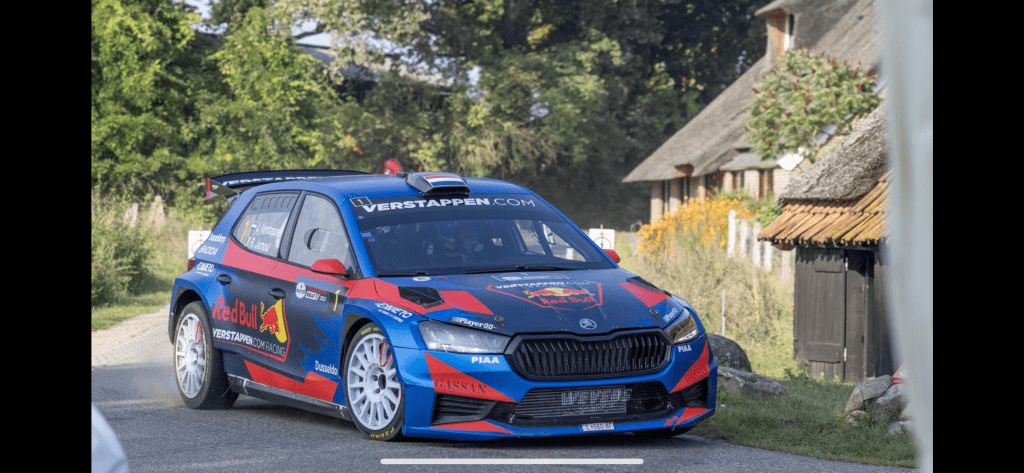 Publiekstrekker Jos Verstappen eindigt als vierde in Eurol Hellendoorn Rally